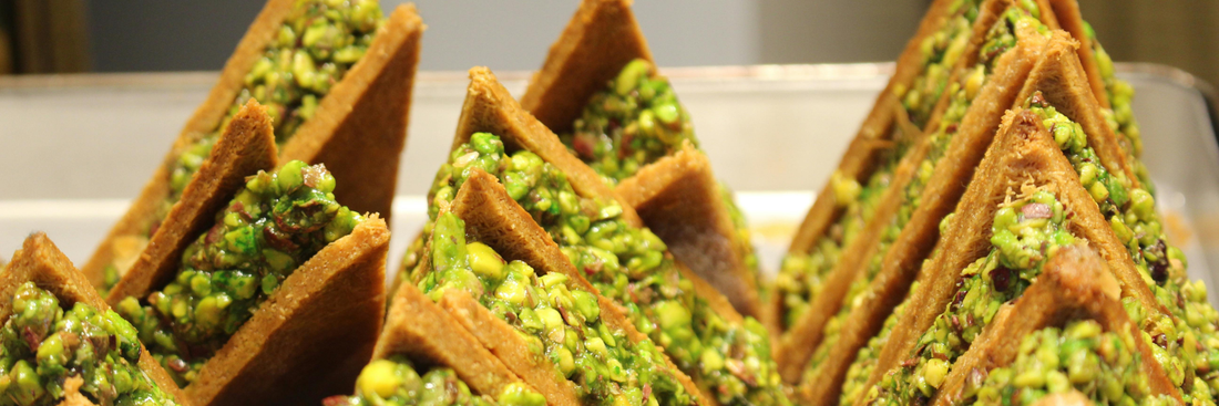 Calories in Pistachio Baklava: Per Piece, Per 100g, Homemade vs Store-Bought