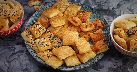 Homemade Cheese Crackers Recipe + Nutrition Facts