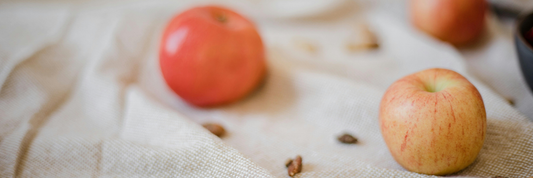 Cinnamon Roll Apple Pie