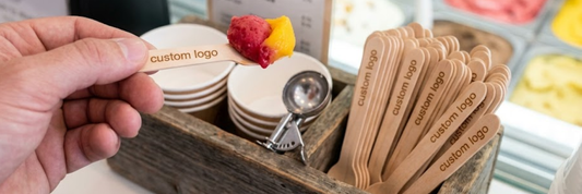 Custom Wooden Spoon in Alberta: Kimecopak’s Strategy to Eliminate “Wood Fibers” and Protect Premium F&B Chain Reputation