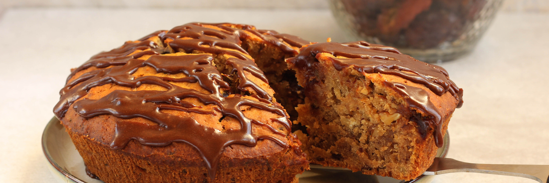 Date Cake: The Ultimate Guide to This Naturally Sweet, Moist, and Timeless Dessert