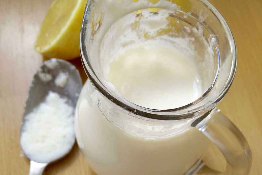 How Long Does Buttermilk Last? Shelf Life, Storage & Safety Guide