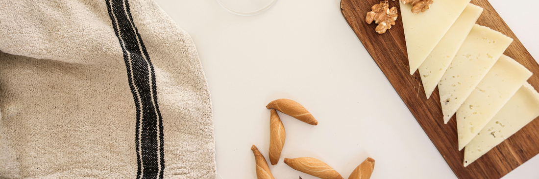 How to Add Value to Your Cheese Products With Premium Boxes