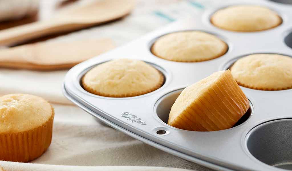 What Is a Muffin Pan? How to Use a Muffin Pan?
