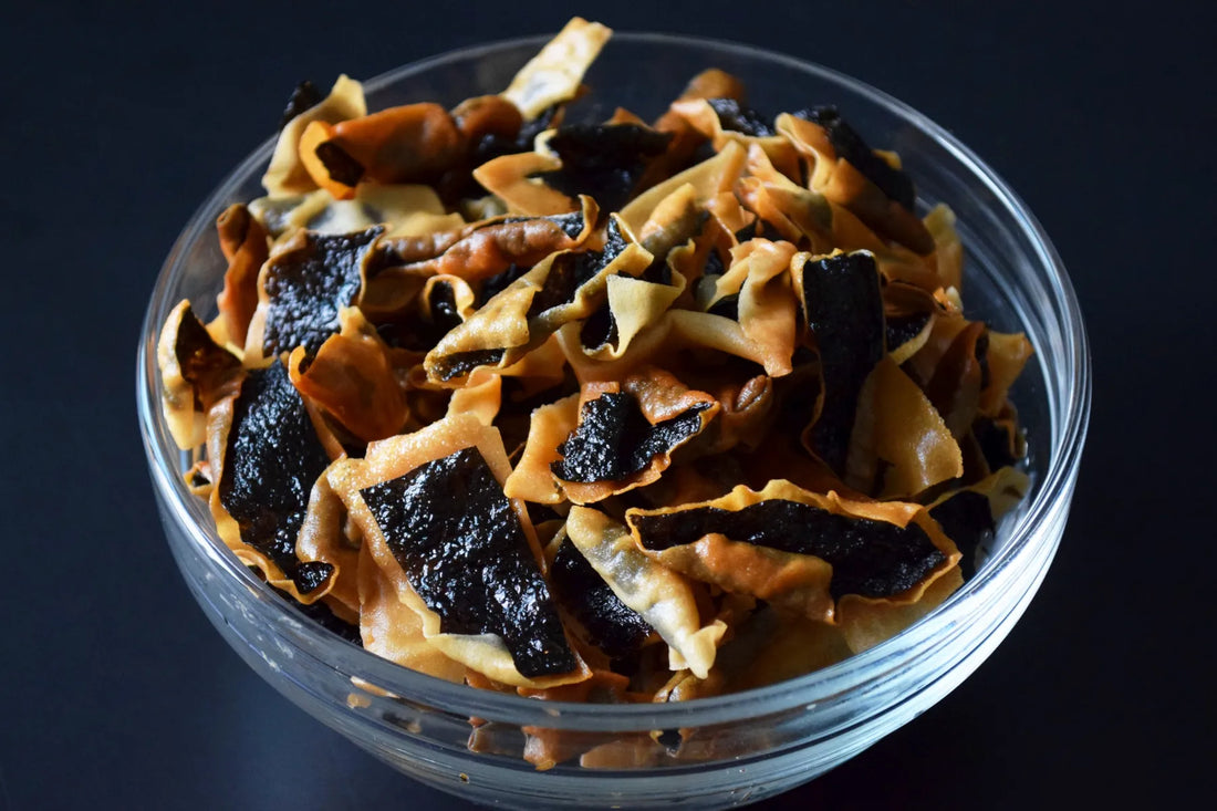 Seaweed Crackers: What They Are, Benefits, Recipes & Best Picks
