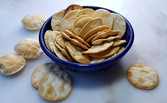 What Are Water Crackers? Uses, Calories & Serving Ideas