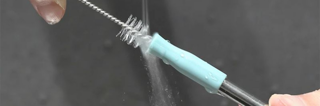 How to Clean Metal Straws