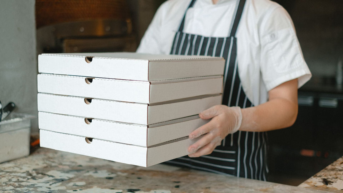 Quick And Easy Tutorial: How to Make a Pizza Box at home
