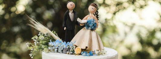 Top Trending and Timeless Wedding Cake Topper Ideas 2024 for Event Planners