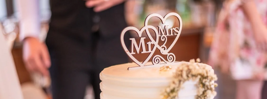 From Design to Preservation: Mastering the Wedding Cake Toppers for Bakery Owners